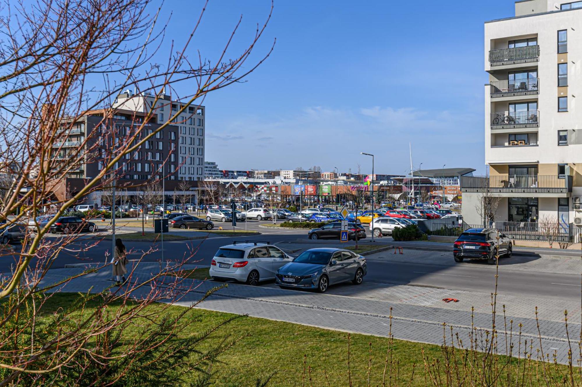 Jad - Luxury 3 Rooms & 2 Rooms Apartments In Kasper, Near Coresi Mall Braşov Exterior foto