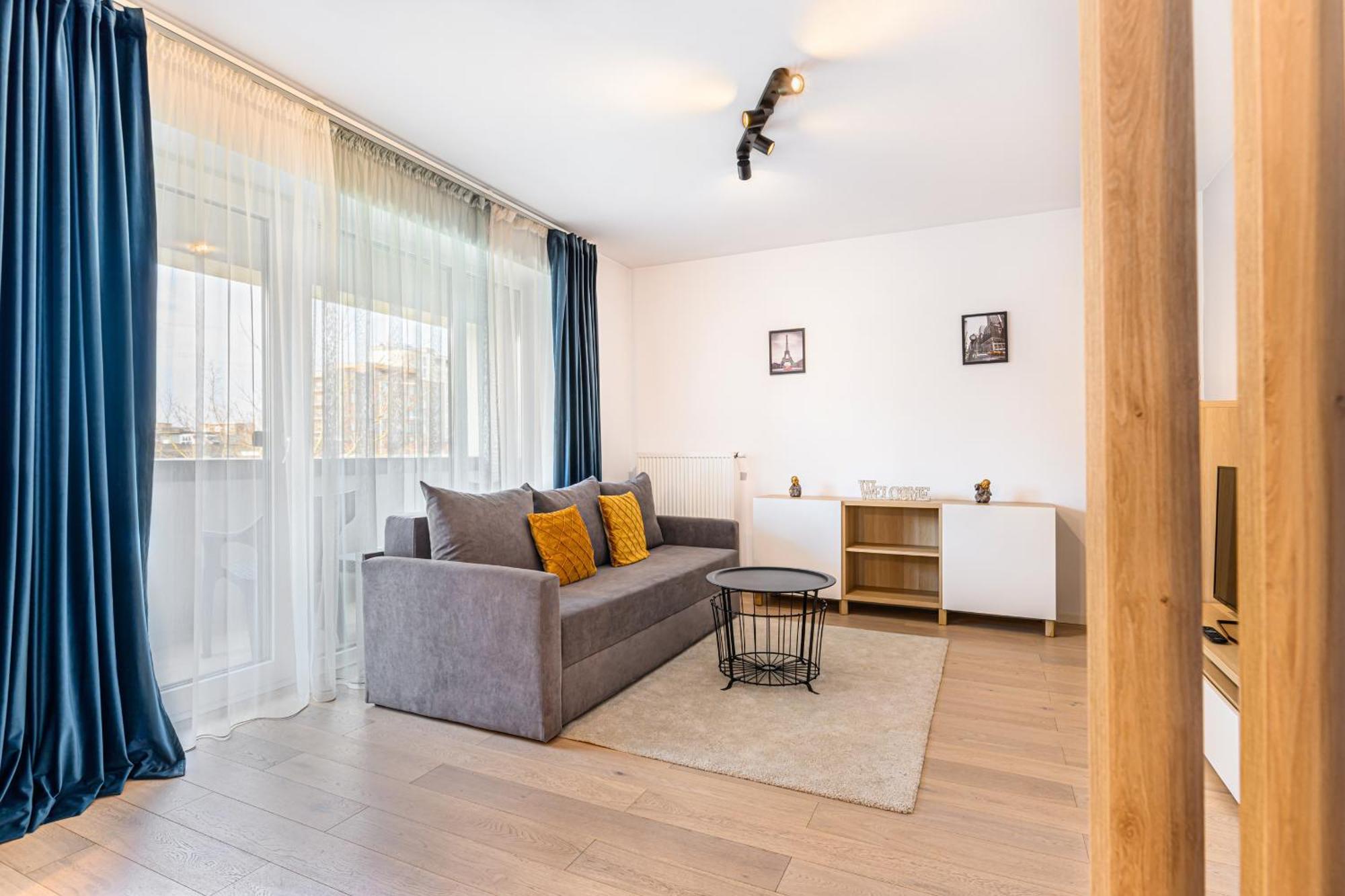 Jad - Luxury 3 Rooms & 2 Rooms Apartments In Kasper, Near Coresi Mall Braşov Exterior foto